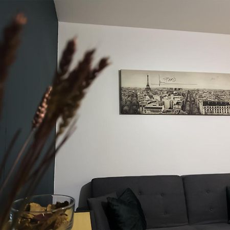Le Kremlin-Bicêtre 8 Personnes - 4 Rooms - 2 Salle De Bain - Metro 7 & 14 - Porte Italie - Private Car Park- Wifi מראה חיצוני תמונה