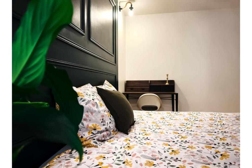 Le Kremlin-Bicêtre 8 Personnes - 4 Rooms - 2 Salle De Bain - Metro 7 & 14 - Porte Italie - Private Car Park- Wifi מראה חיצוני תמונה
