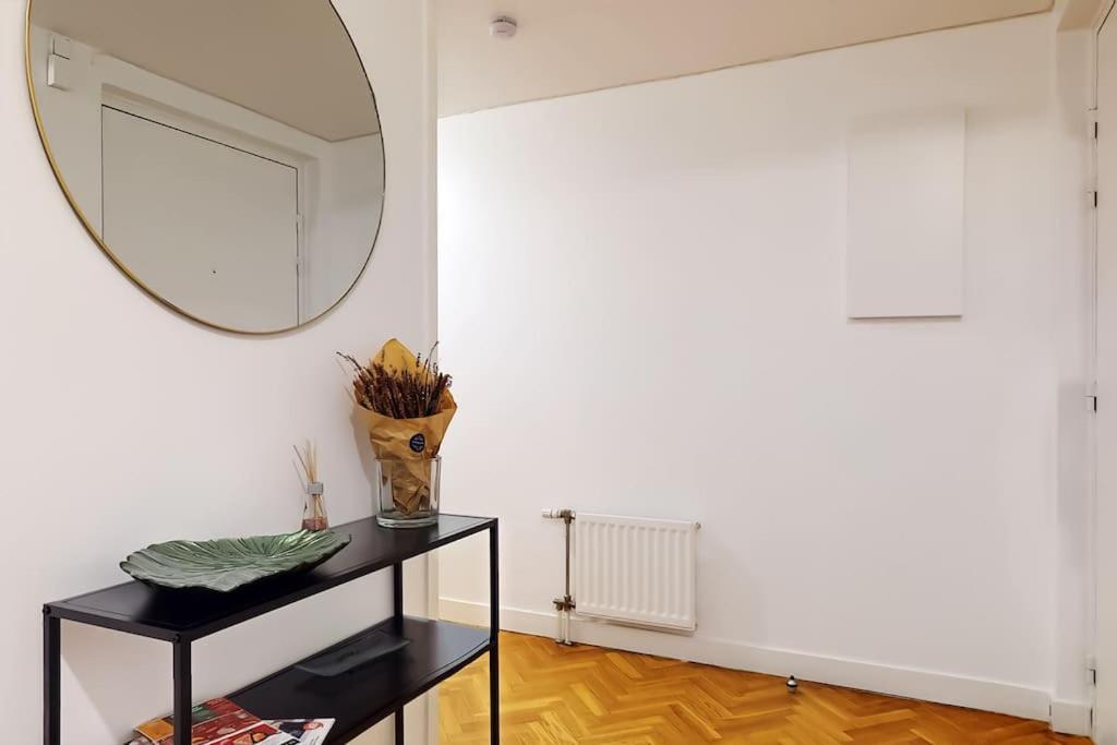 Le Kremlin-Bicêtre 8 Personnes - 4 Rooms - 2 Salle De Bain - Metro 7 & 14 - Porte Italie - Private Car Park- Wifi מראה חיצוני תמונה